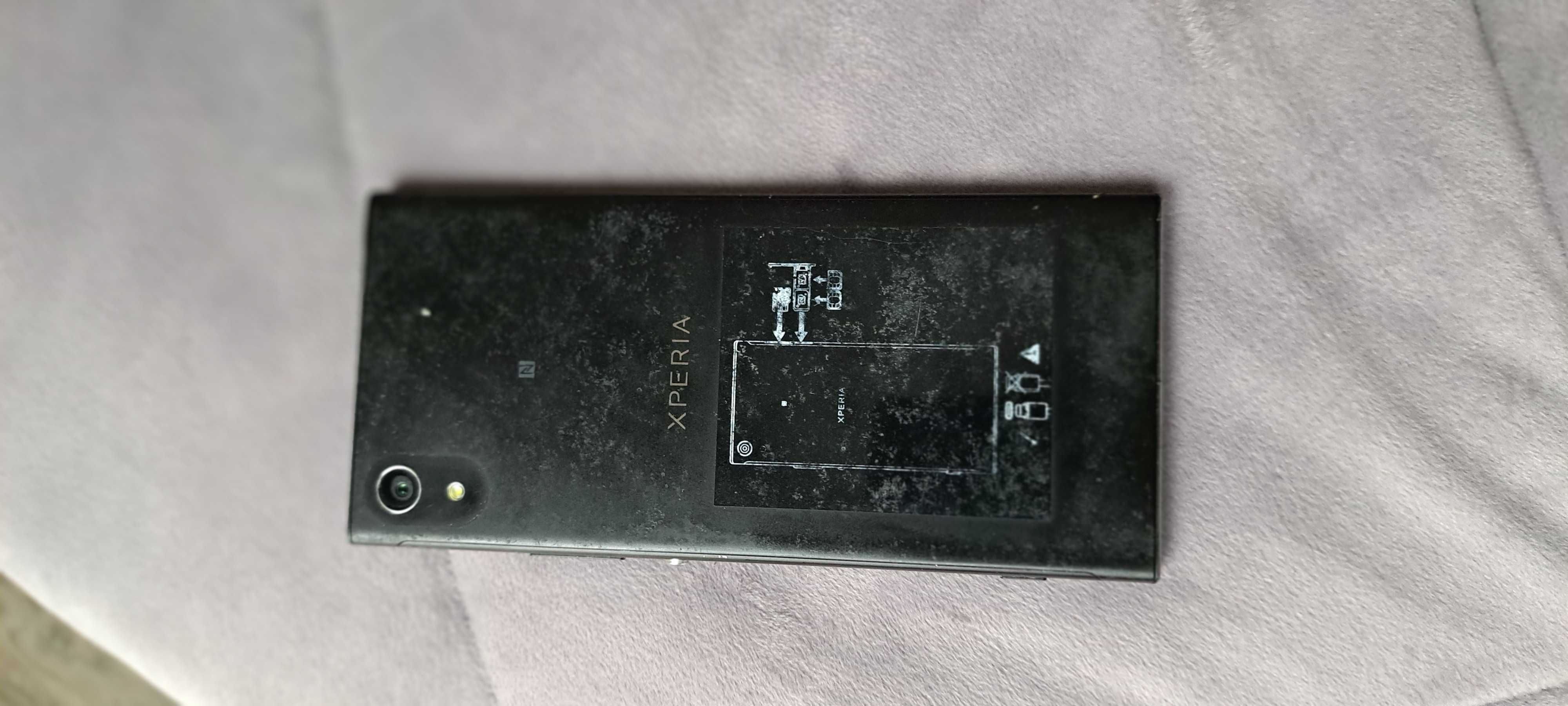 Смартфон Sony Xperia  L1, б/у