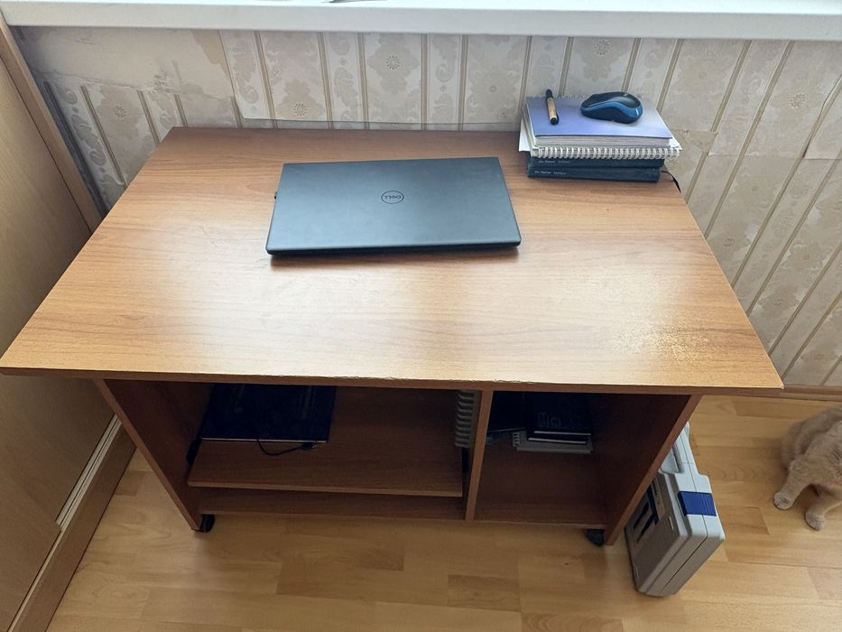 Мебели за продан