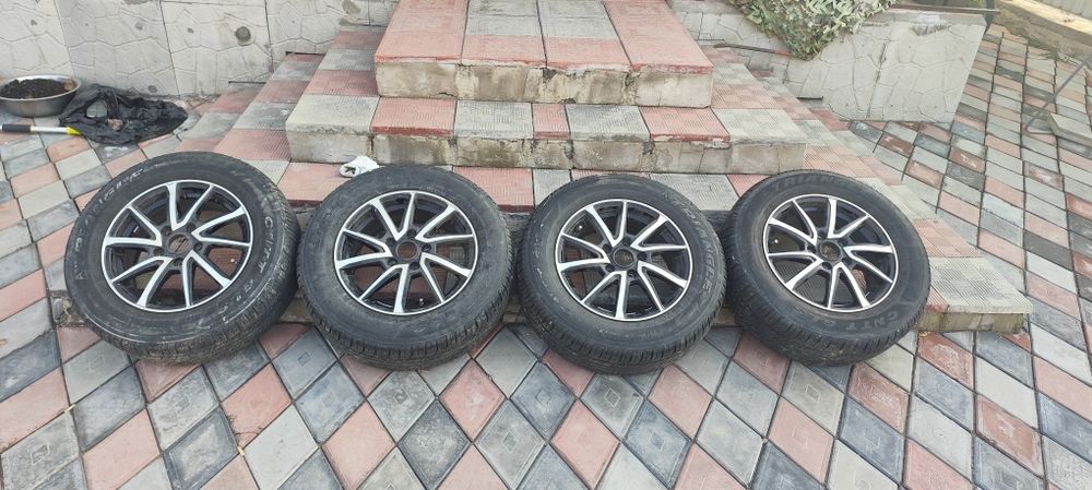 Продам диски с резиной