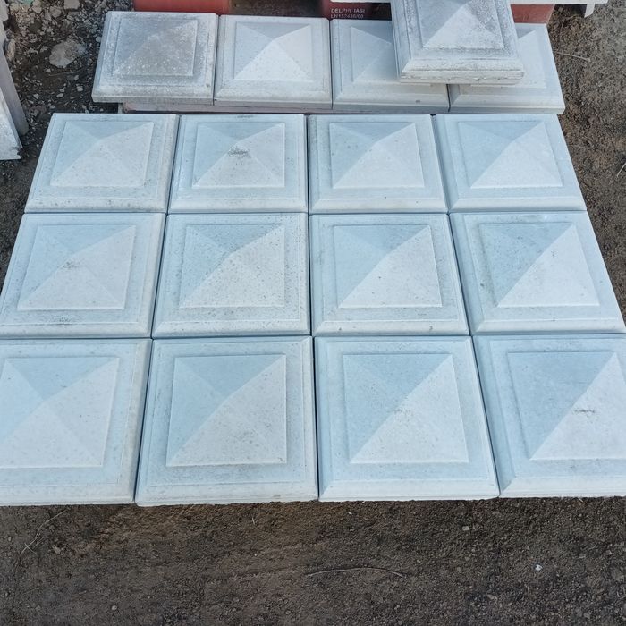 REDYCERI! Capace pentru garduri și elemente decorarative din beton .