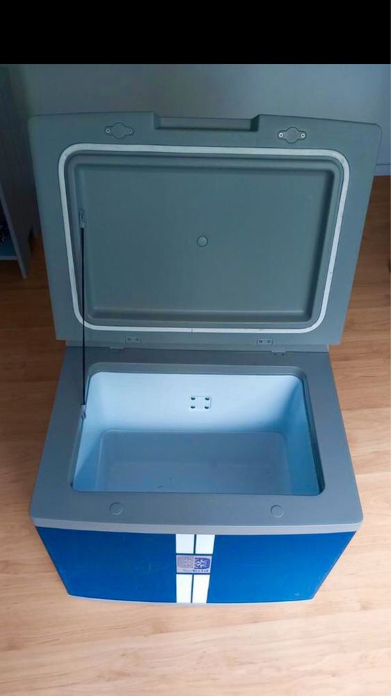 Хладилник*Фризер Dometic B40 Mobicool hybrid 12v и 220v — 15 c