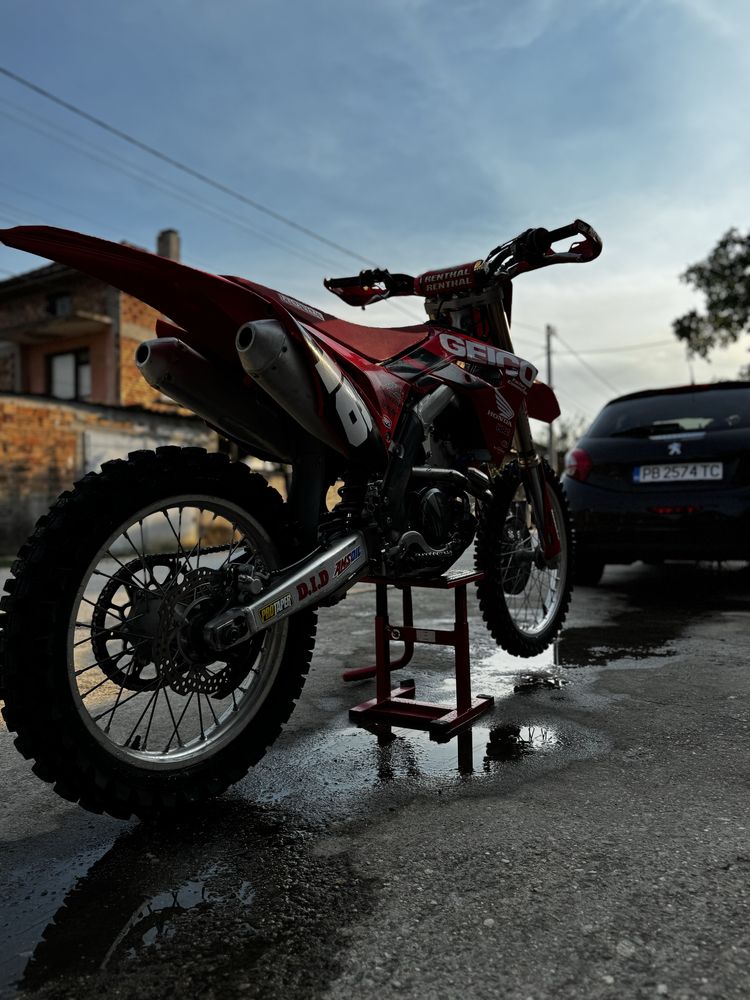 Продавам Honda CRF250R 2019 Топ състояние!