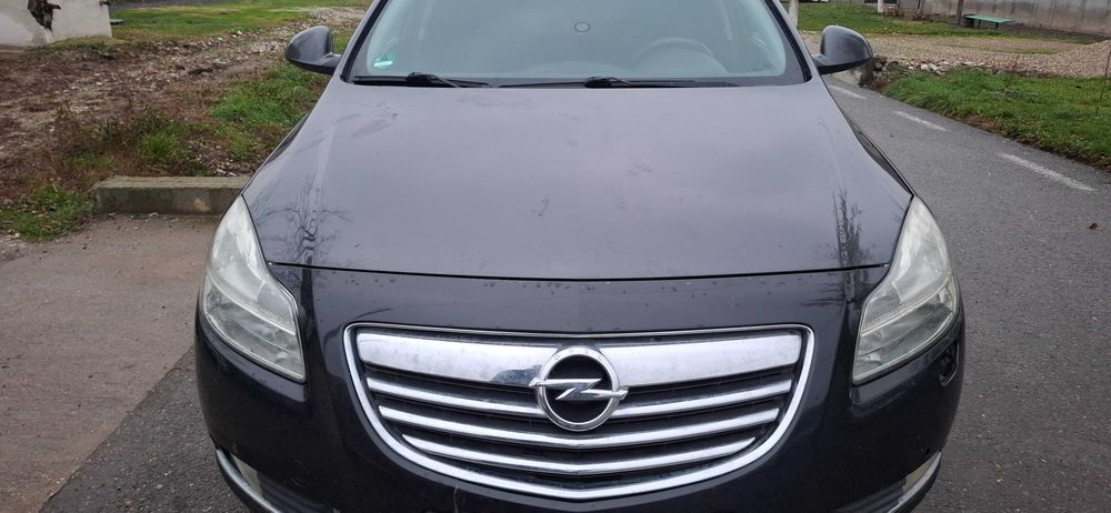 opel insignia 2009 131cp kil 275.500