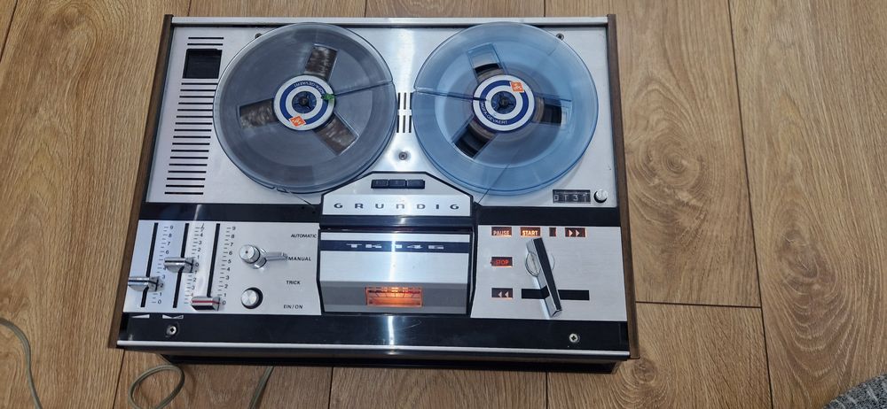 Магнетофон Grundig TK146