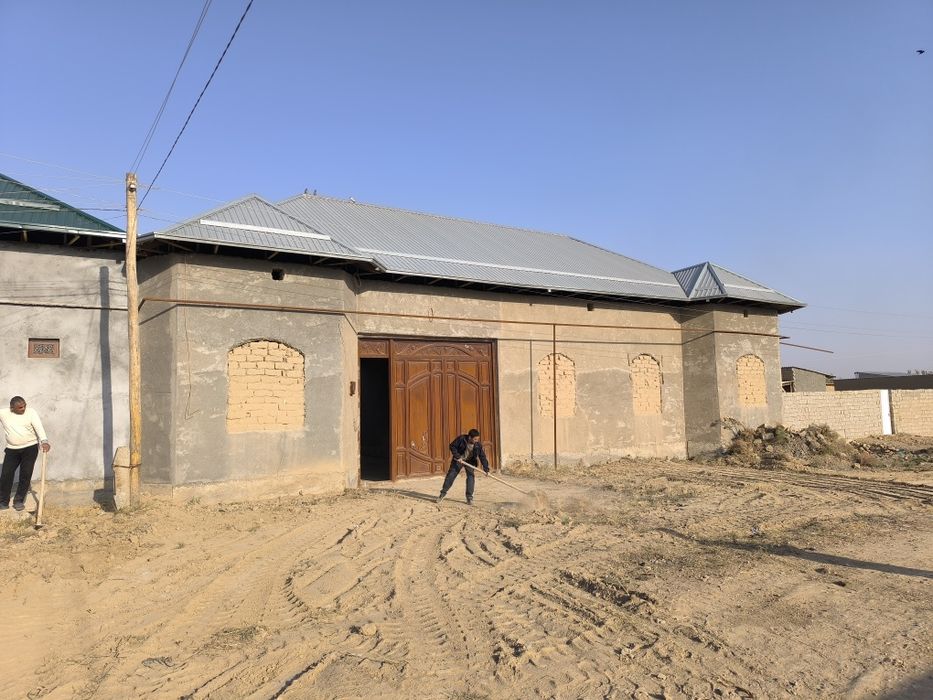 Продается дом Янгибог хорошо построено