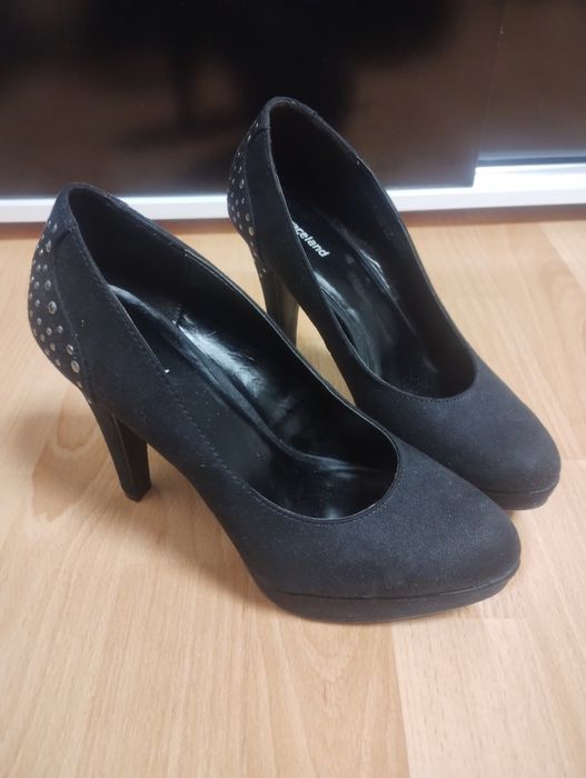 Обувки на ток велур