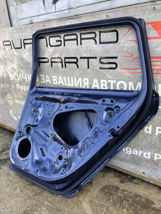 Задна дясна врата за VW Passat 14-22г.