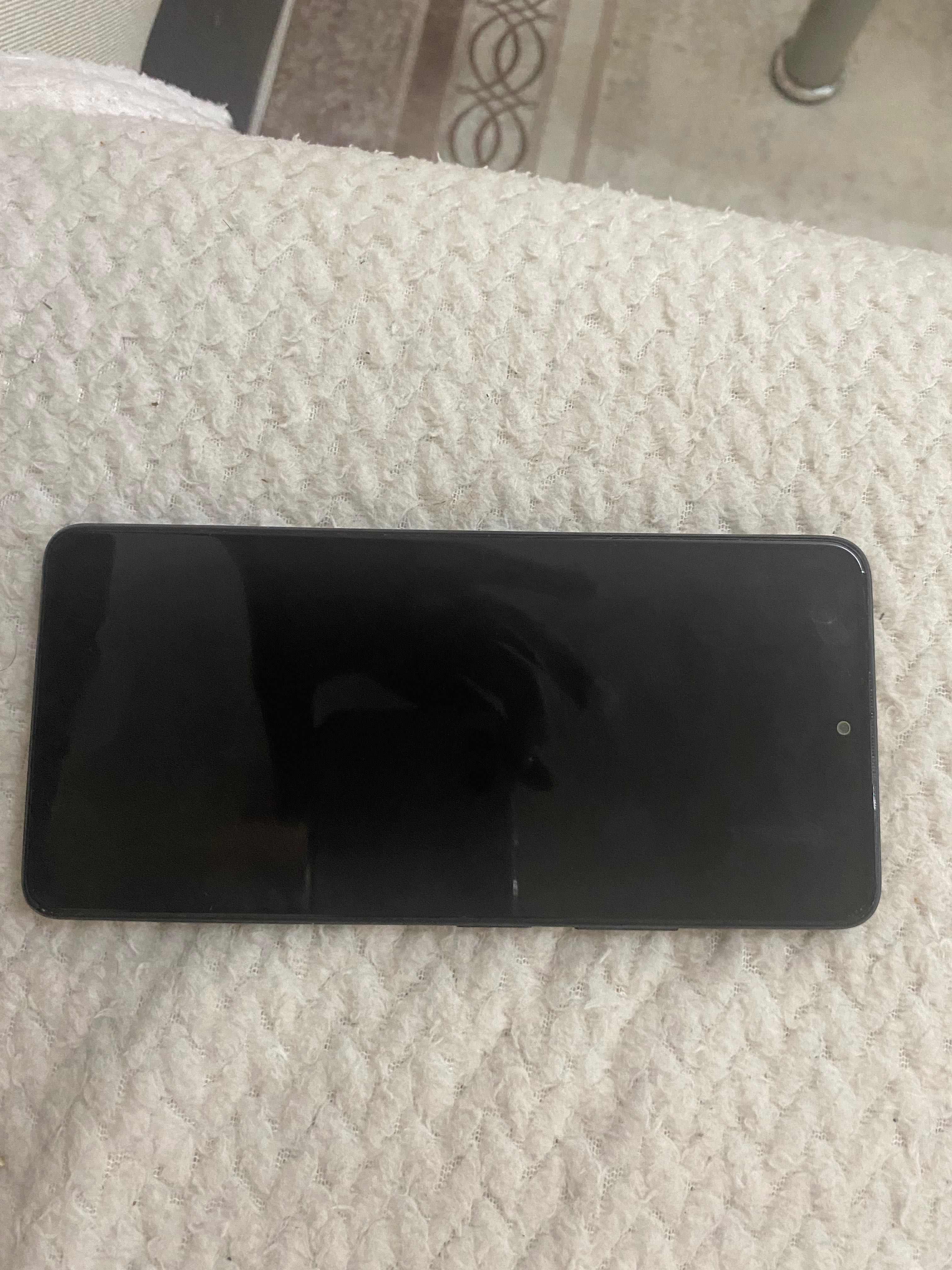 Продавам Xiaomi Redmi Note 10 Pro 128GB 6GB RAM Dual