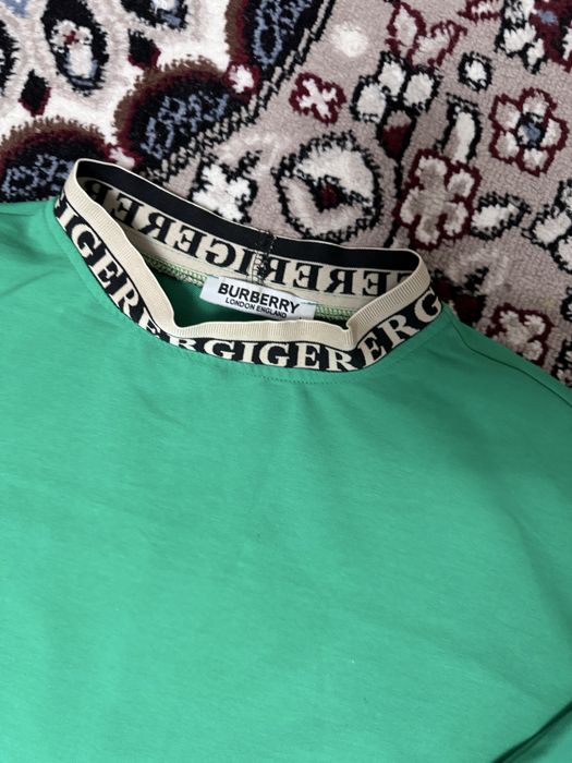 Продаётся платье  Burberry