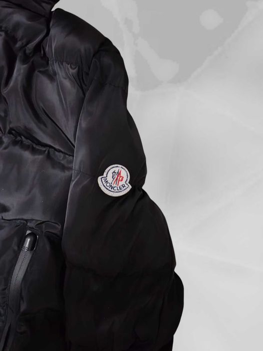 Geaca Moncler neagra