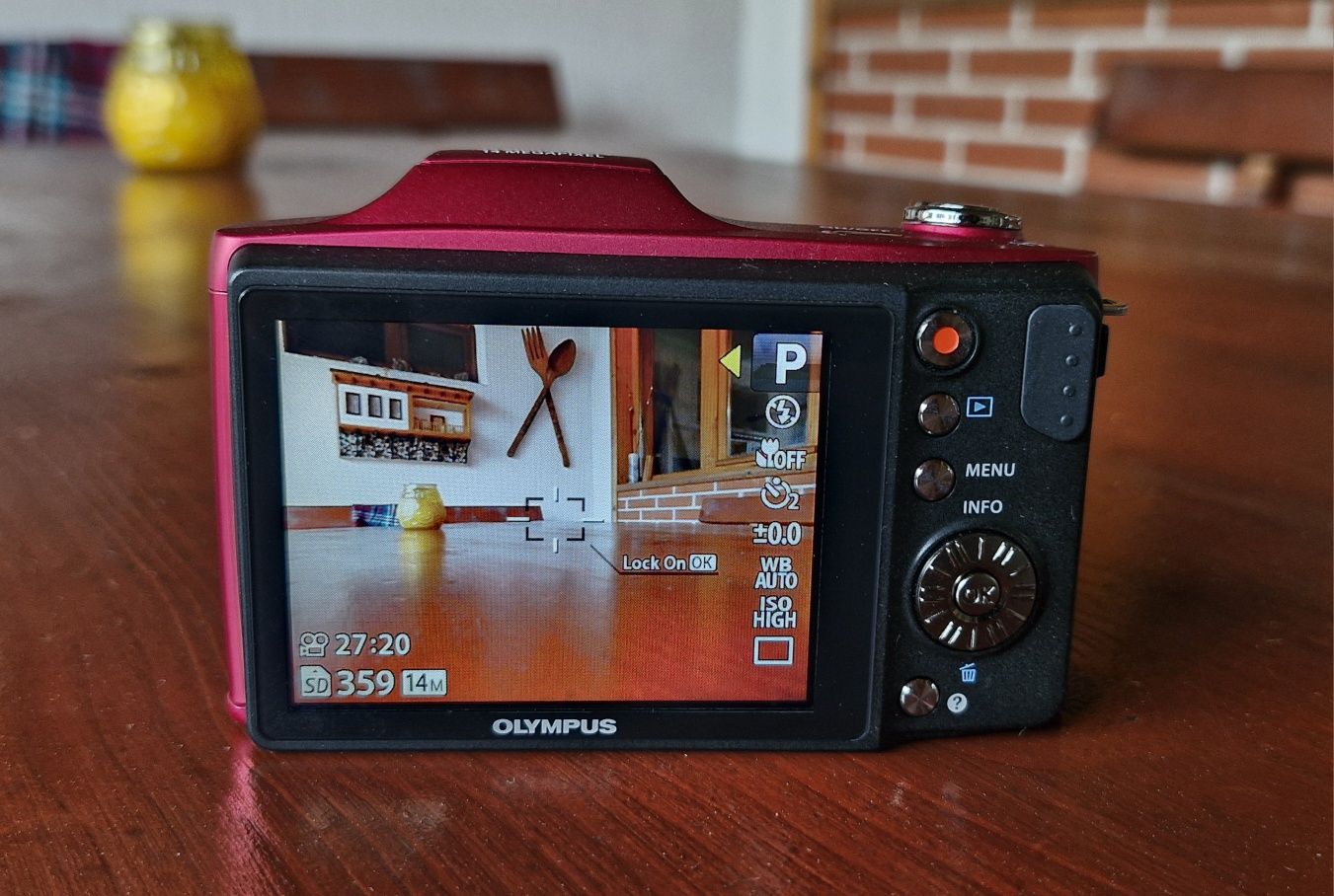 Фотоапарат Olympus SZ-14