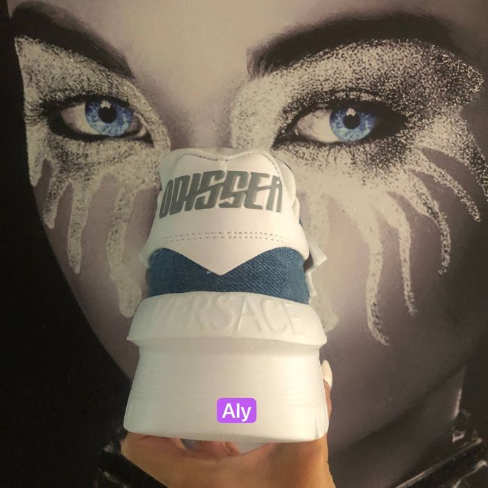 Adidași New Odiseea