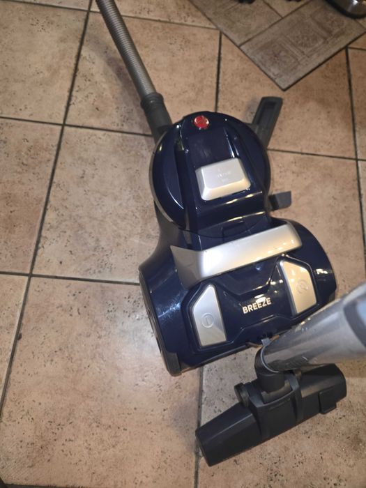 Прахосмукачка Hoover BREEZE