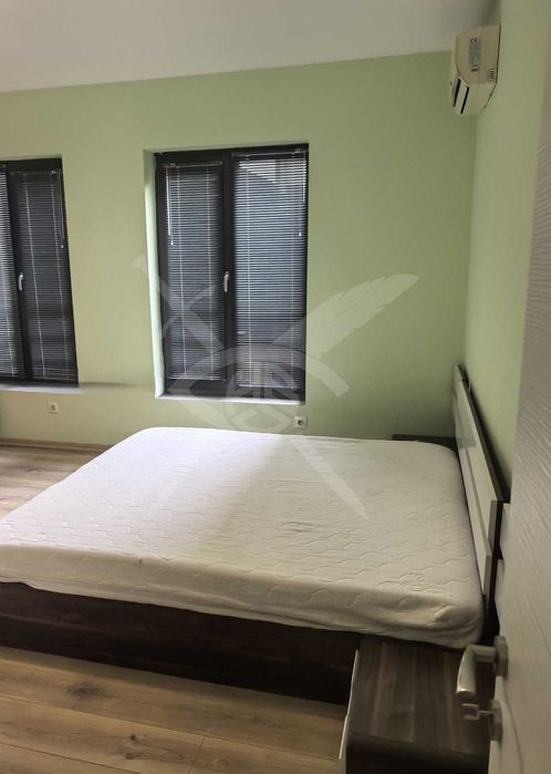 Тристаен апартамент под наем в Христо Смирненки 179993