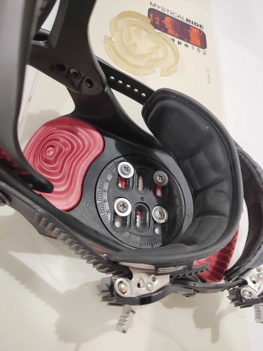 Сноуборд Escape MysticalRide 152 с автомати Salomon Antidot S/M