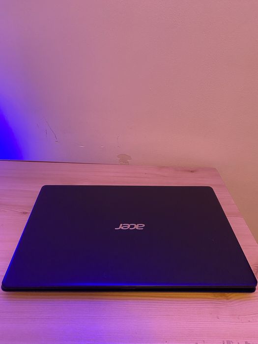 Vând Acer Aspire 3, I5 Gen a 10-a, 1Tb Ssd