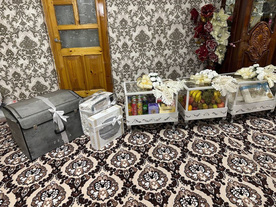 Дикат Зудлик билан сарпо набор сотилади, холати янги, нархи 450$