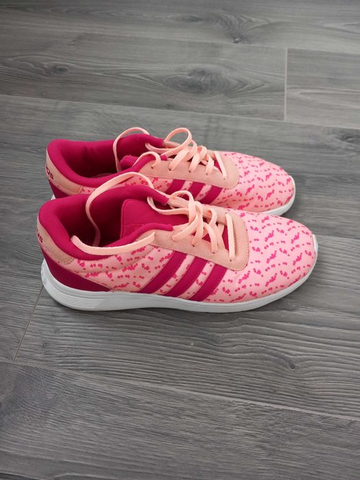 Vand adidasi marimea 40