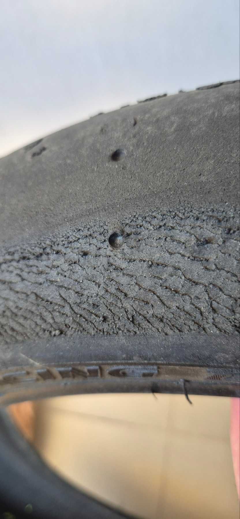 Мото гуми - пълен слик. Motorcycle slick tyres