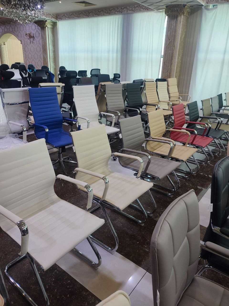 OPTOM narxlarda kreslo va mebelar 50$ dan boshlanadi