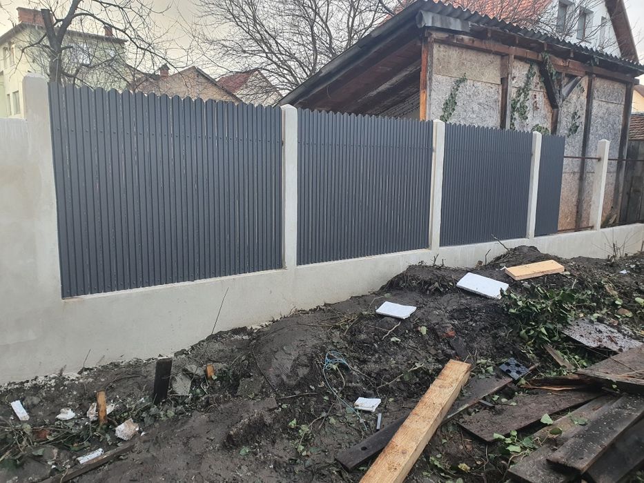 Execut lucrări de construcții. Case la rosu.instalati.finisari interio