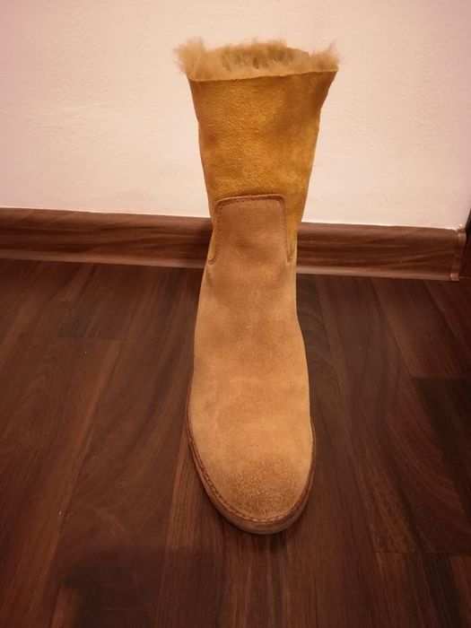 Ghete piele întoarsă produs NOU