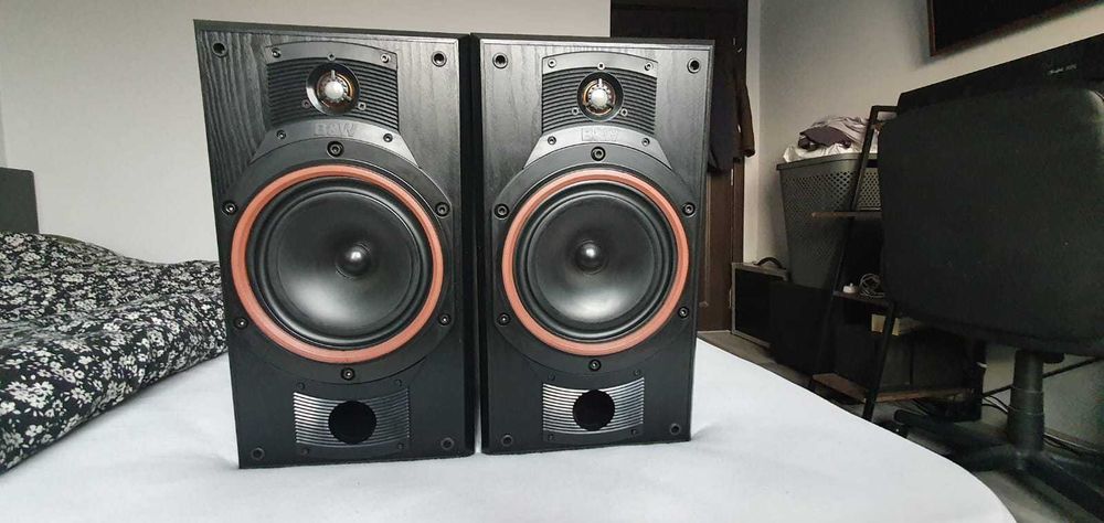 Sistem audio HI-FI boxe B&W