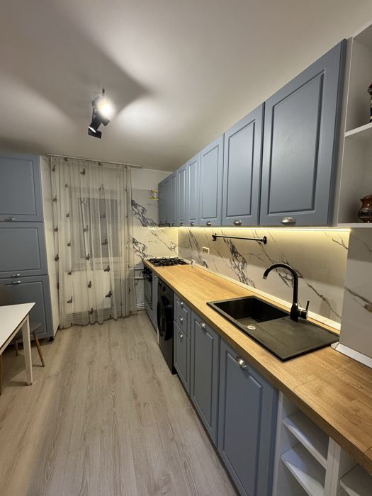 Inchiriez apartament 2 camere, 2 Graniceri