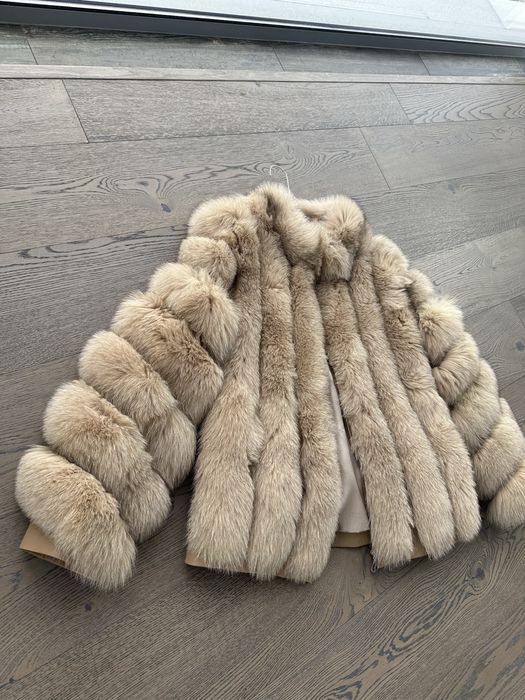 Палто от естествен косъм лисица и естествена кожа светло кафяво