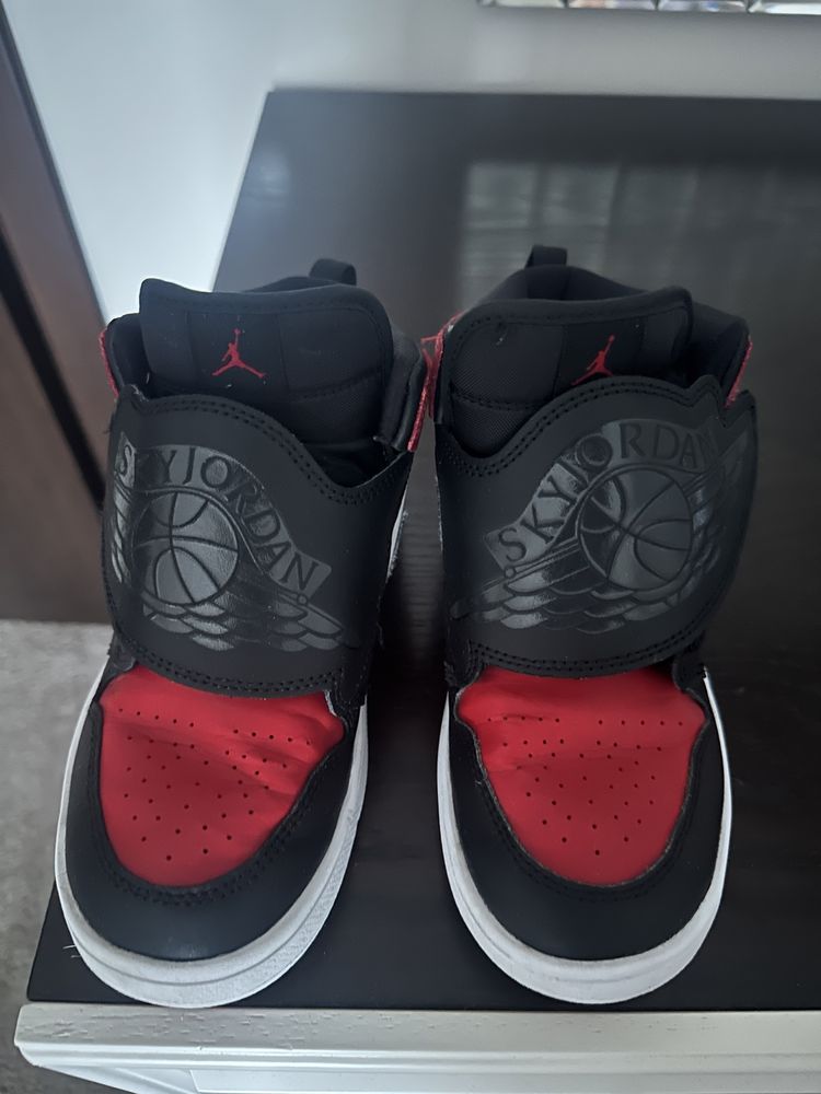 Nike Sky Jordan 1 детски номер 34