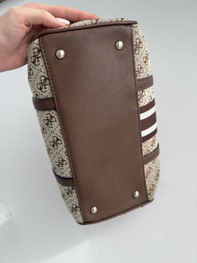 GUESS Vintage чанта с лого