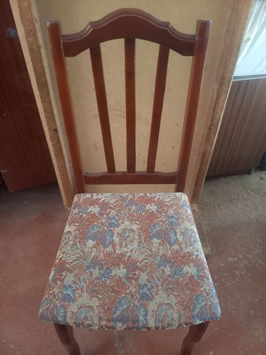 Стулья для гостиной