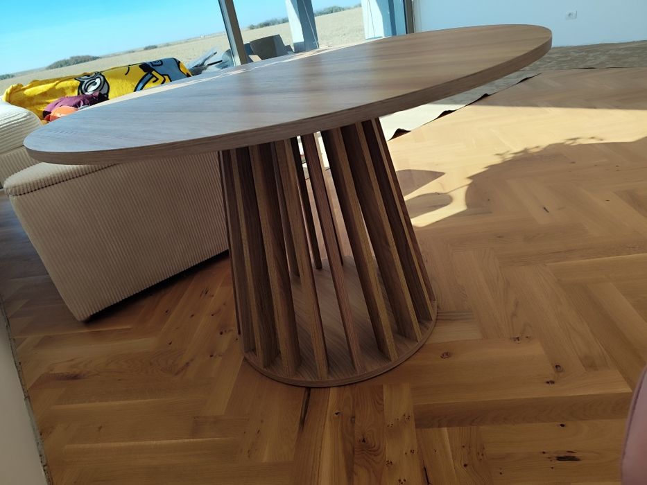Masa lemn Rotunda