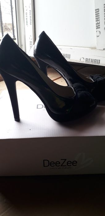 Pantofi toc cui marca Graceland