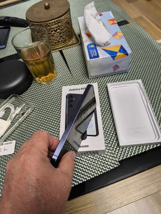 A 55 5g telefonul arată perfect