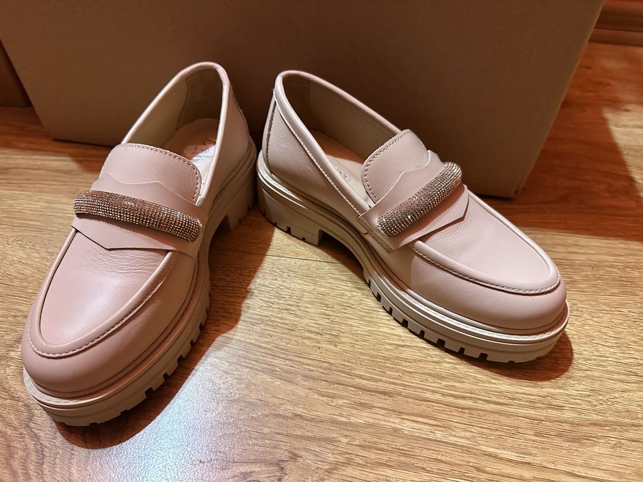 NOI pantofi piele marimea 35-36
