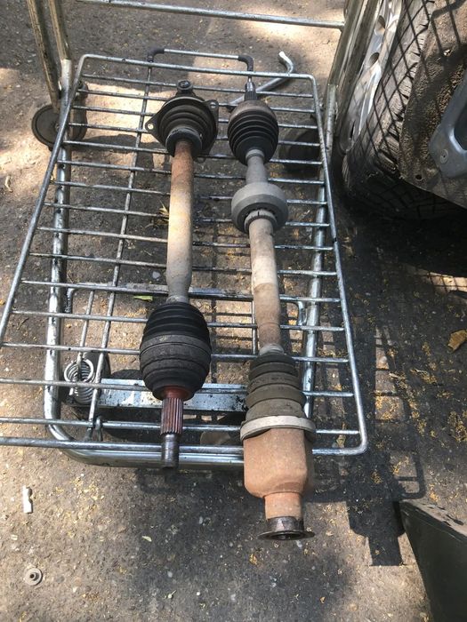 Planetara stanga/Planetara dreapta fata Dacia Logan 1 PH2 facelift 1.6 16v benzina