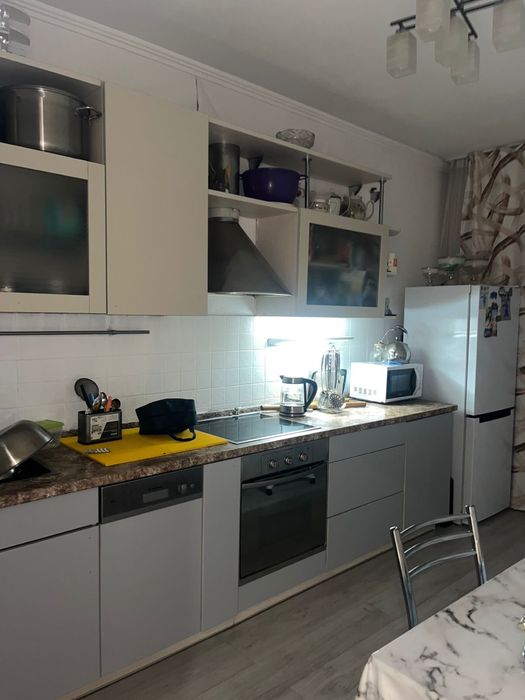 Вытяжка б/у, мощная