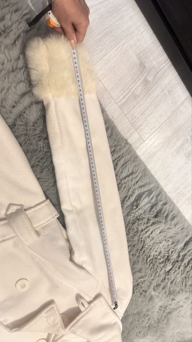 Pardesiu alb, interior matlasat, marime S/M