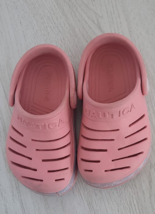 Sandale adidasi si papuci nautica