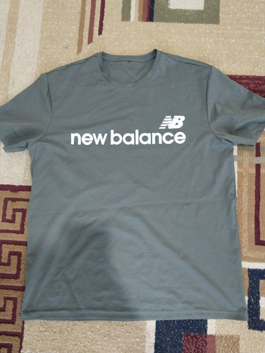 Продам футболку бу