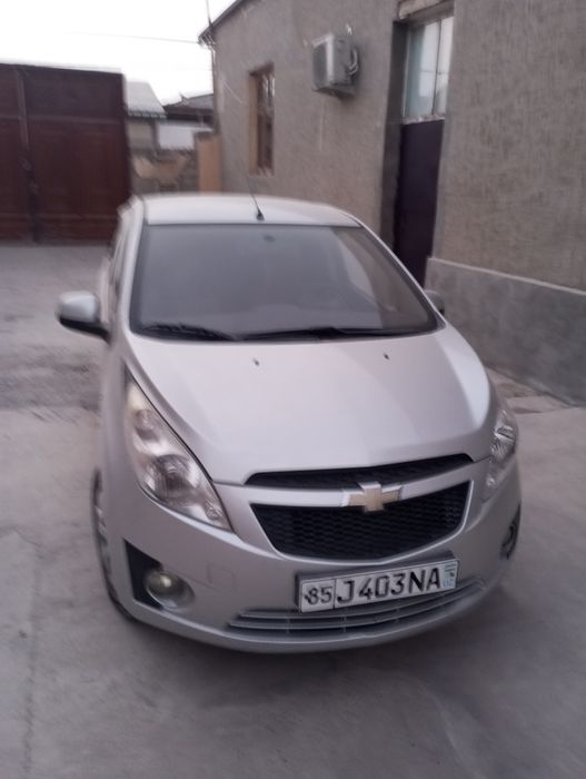 Spark 2011 kulrang 2 krug yurgan kraskasi noza 2 detalda petnosi bor