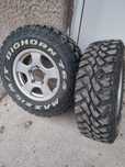 Гуми Максис /Maxxis/ Bighorn 764 235 /75 /15 с джанти