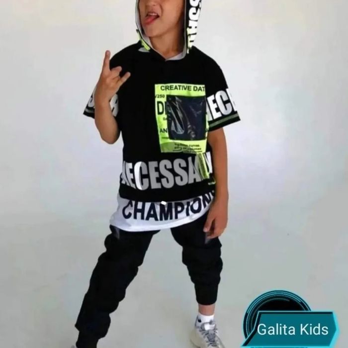 Детски комплект за деца от3г до 12г.