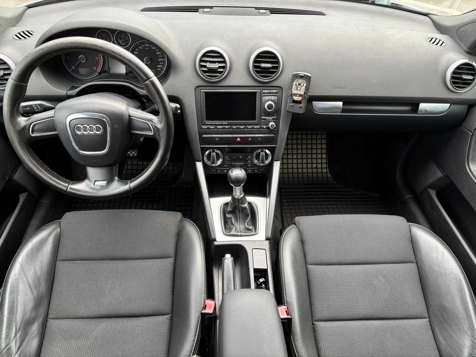 Audi A3 8PA Sportback S-Line 2.0 TDI Manual