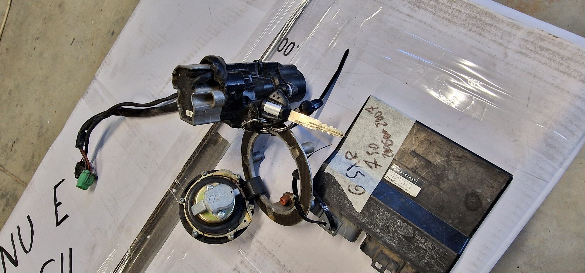 Rezervor sasiu bascula piese Suzuki GSXR 600 k6 k7 2006 scaun sa