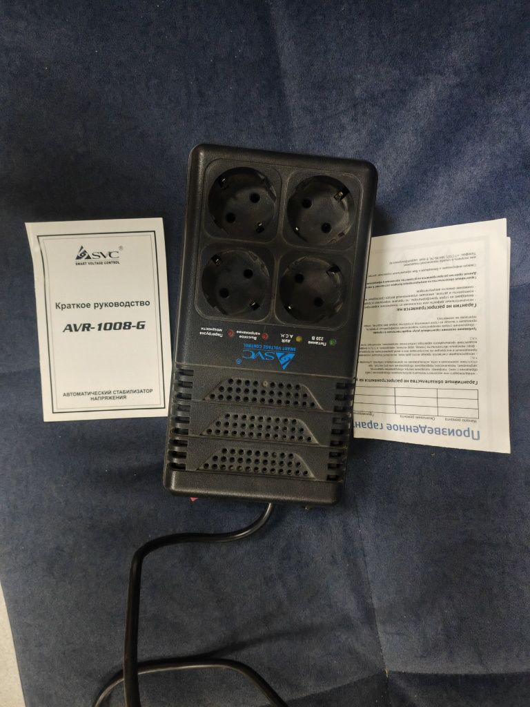 Стабилизатор напряжения SVC AVR-1008-G