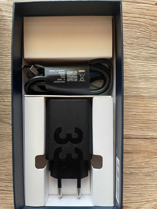 Продавам Motorola G72 256 GB