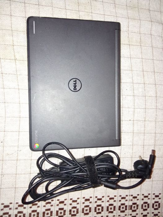 Dell Chromebook 11 model P22T 11.6" screen, Webcam