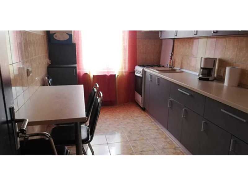 Apartament 3 camere 95 mp semidecomandat de închiriat în Apahida